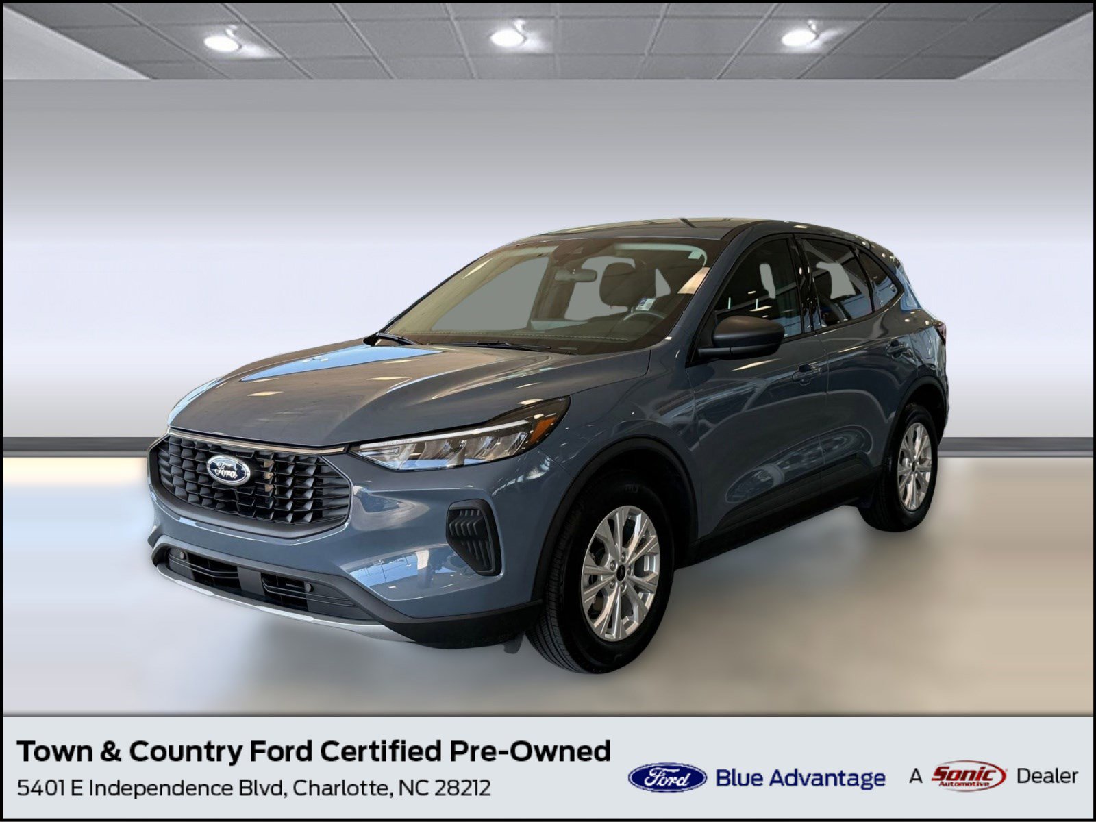 Certified 2025 Ford Escape Active w/ Tech Pack #1 FWD image 1