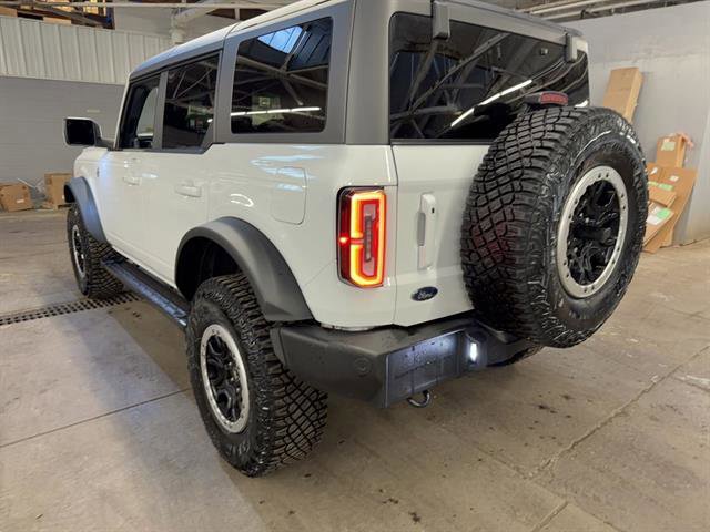 Certified 2023 Ford Bronco Outer Banks w/ Sasquatch Package image 3