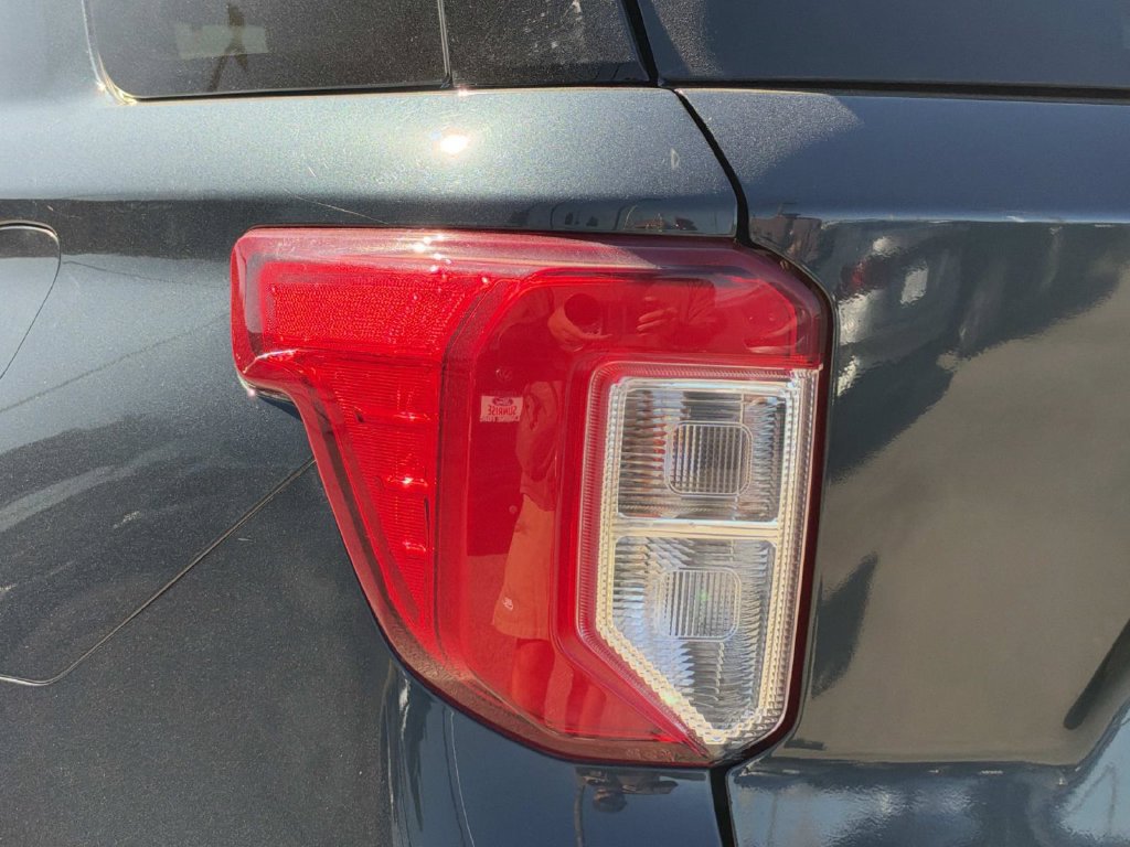 Certified 2023 Ford Explorer XLT w/ Equipment Group 202A RWD image 7