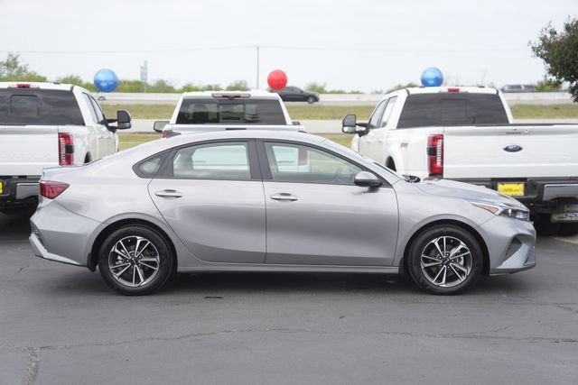 Used 2024 Kia Forte LXS w/ LXS Technology Package FWD video 2
