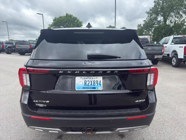 Certified 2025 Ford Explorer Active w/ Active Comfort Package AWD/4WD image 6