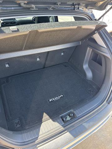 Used 2022 Hyundai Kona SEL w/ Cargo Package FWD image 8