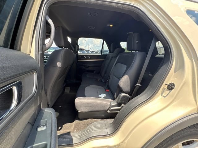 Certified 2018 Ford Explorer XLT FWD image 12