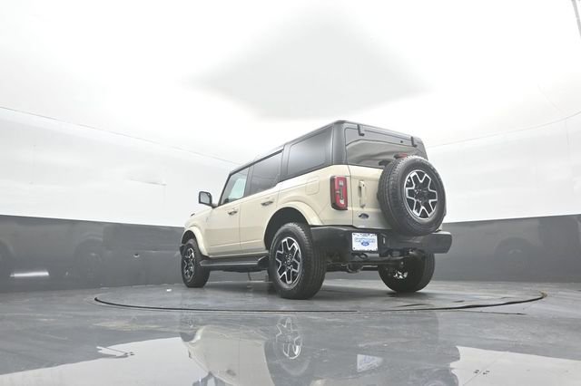 Certified 2025 Ford Bronco Outer Banks AWD/4WD image 36