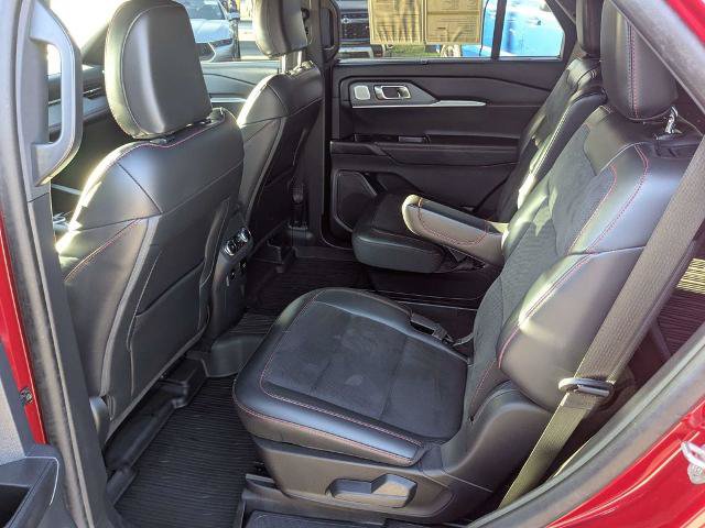 Certified 2025 Ford Explorer ST RWD image 15