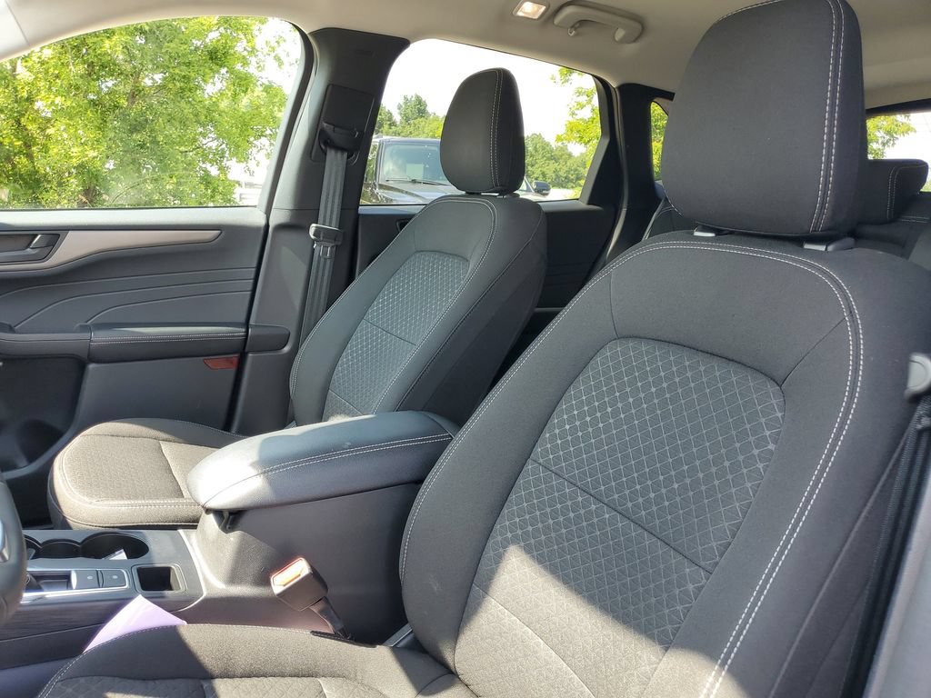 Certified 2024 Ford Escape Active w/ Tech Pack #1 AWD/4WD image 13