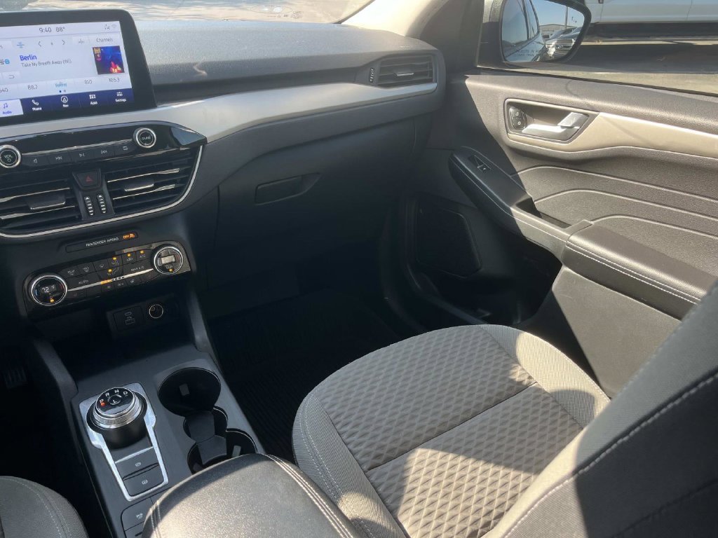 Certified 2021 Ford Escape SE w/ Convenience Package FWD image 17