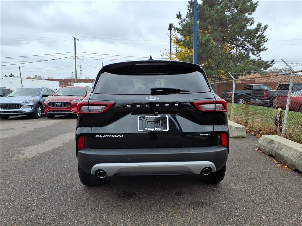 Certified 2023 Ford Escape Platinum image 3