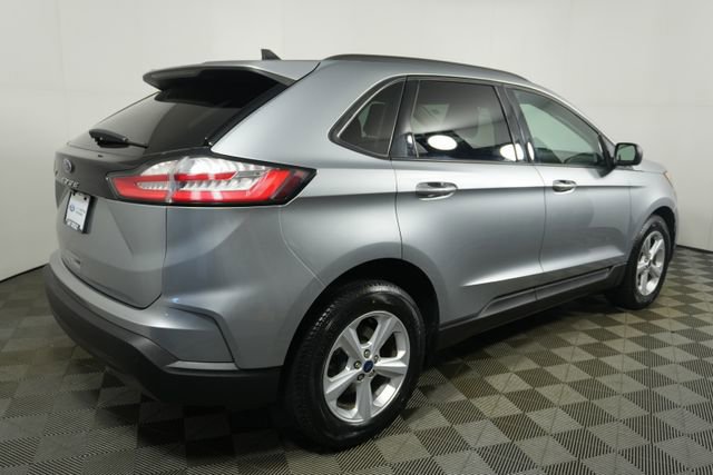 Certified 2021 Ford Edge SE image 4