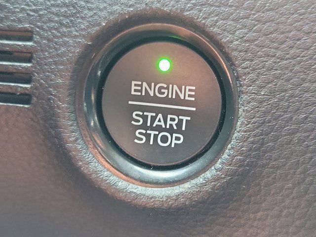 Certified 2021 Ford Ranger Lariat w/ Tremor Off-Road Package image 30