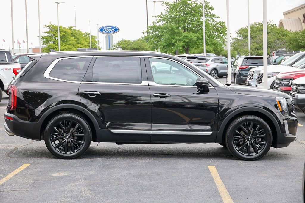 Used 2021 Kia Telluride SX w/ Towing Package FWD image 13