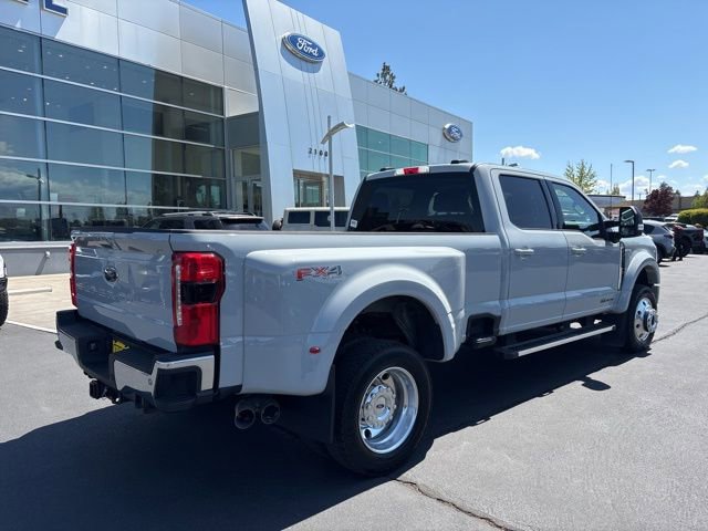 Certified 2025 Ford F450 Lariat w/ FX4 Off-Road Package AWD/4WD image 3
