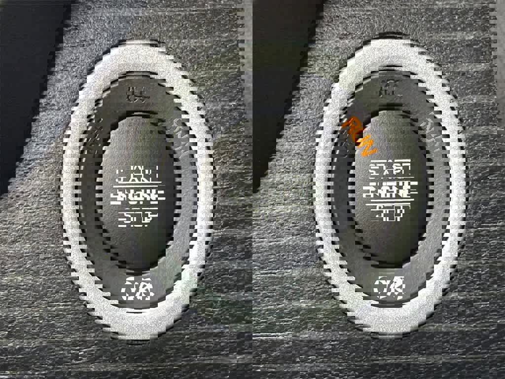 Used 2023 RAM 1500 Limited w/ Body Color Bumper Group image 29