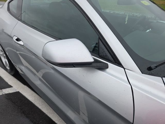 Certified 2019 Ford Mustang Coupe image 9