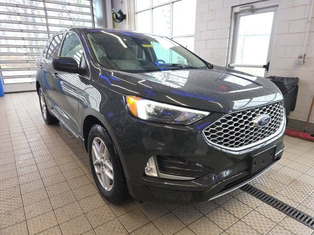 Certified 2024 Ford Edge SEL w/ Convenience Package image 6