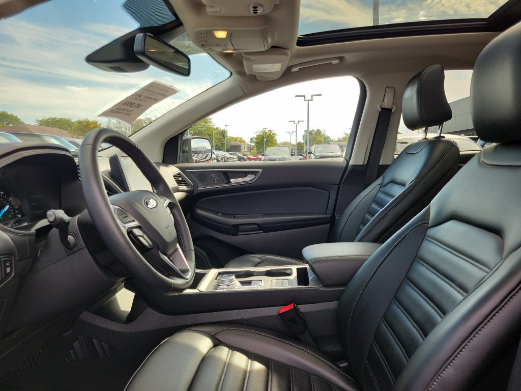 Certified 2024 Ford Edge SEL w/ Convenience Package AWD/4WD image 18