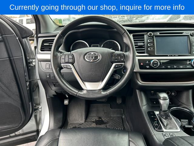 Used 2019 Toyota Highlander XLE image 13