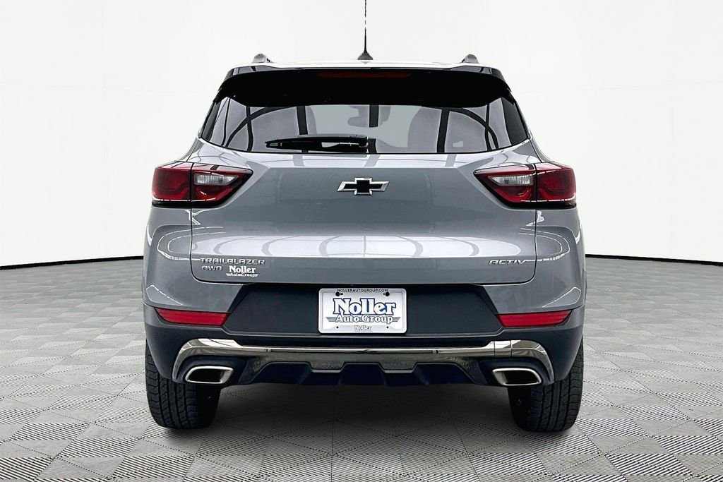 Used 2024 Chevrolet TrailBlazer ACTIV image 3