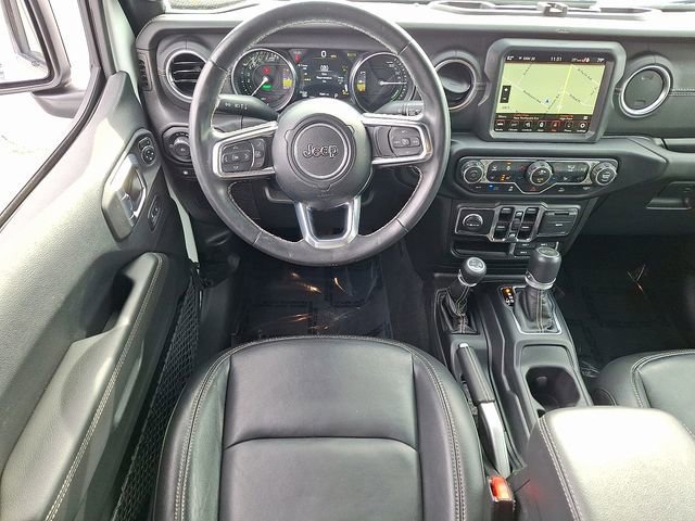 Used 2022 Jeep Wrangler Unlimited Sahara w/ Cold Weather Group image 11