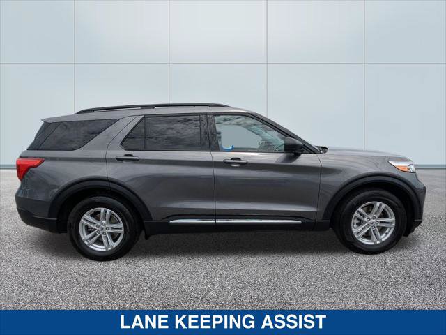 Certified 2023 Ford Explorer XLT w/ Equipment Group 202A RWD image 6