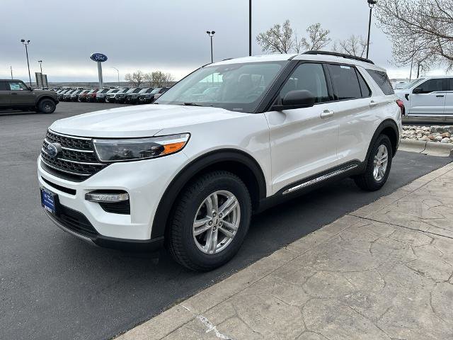 Certified 2022 Ford Explorer XLT w/ Equipment Group 202A AWD/4WD image 4