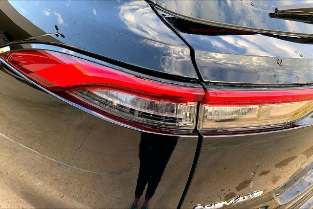 Used 2025 Toyota Crown Signia w/ Advanced Technology Package image 29