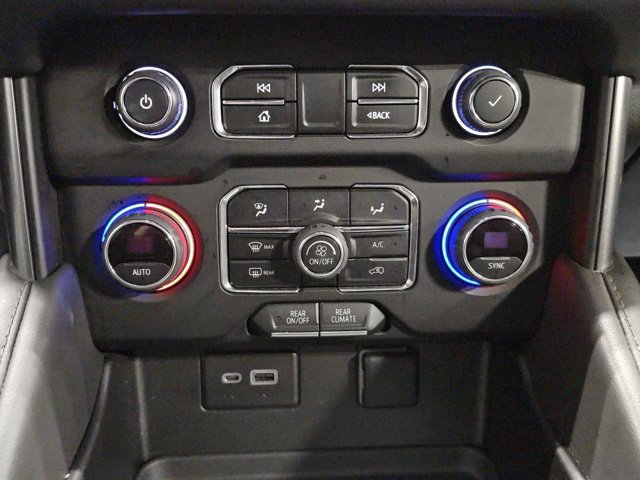 Used 2022 Chevrolet Suburban LS AWD/4WD image 30