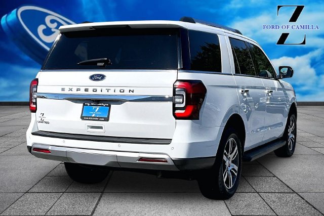 Certified 2024 Ford Expedition Limited RWD image 2