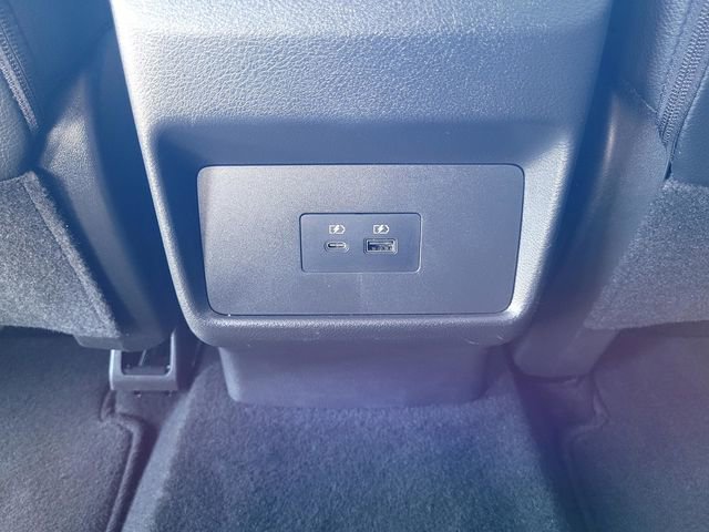 Used 2023 Nissan Rogue SL FWD image 13
