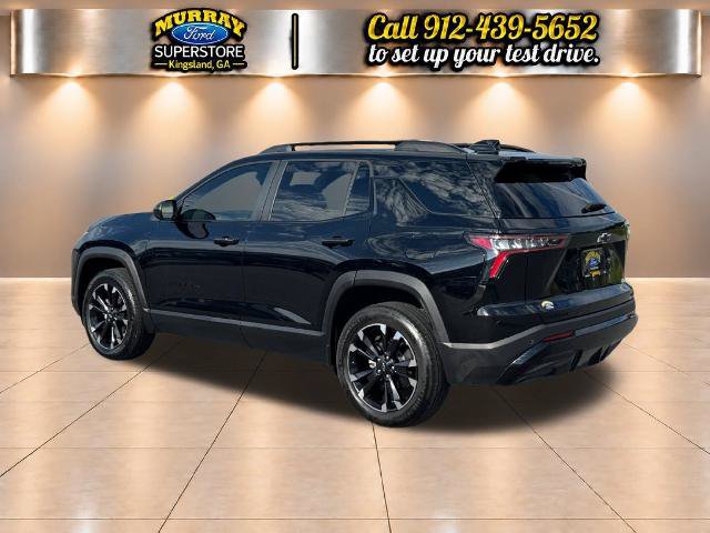 Used 2025 Chevrolet Equinox RS FWD image 3