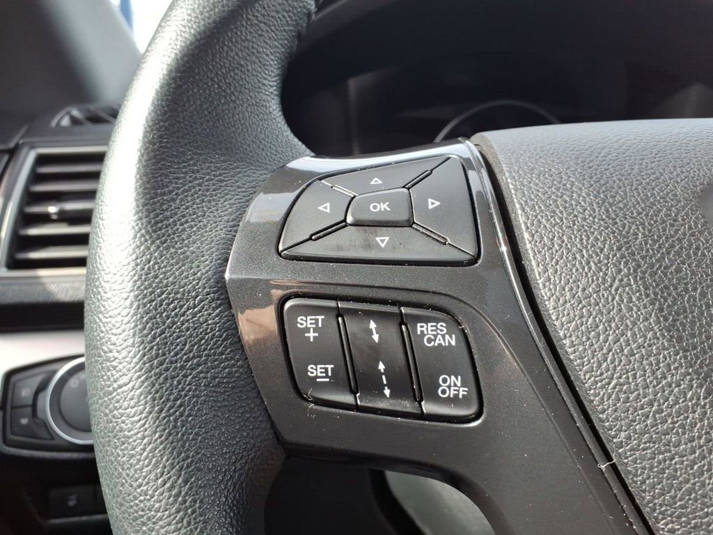 Certified 2019 Ford Explorer XLT w/ Equipment Group 202A image 19