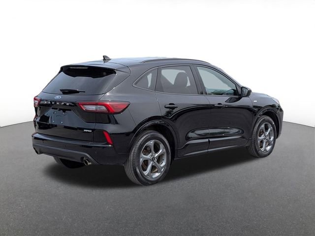 Certified 2023 Ford Escape ST-Line w/ Tech Pack #1 AWD/4WD image 3