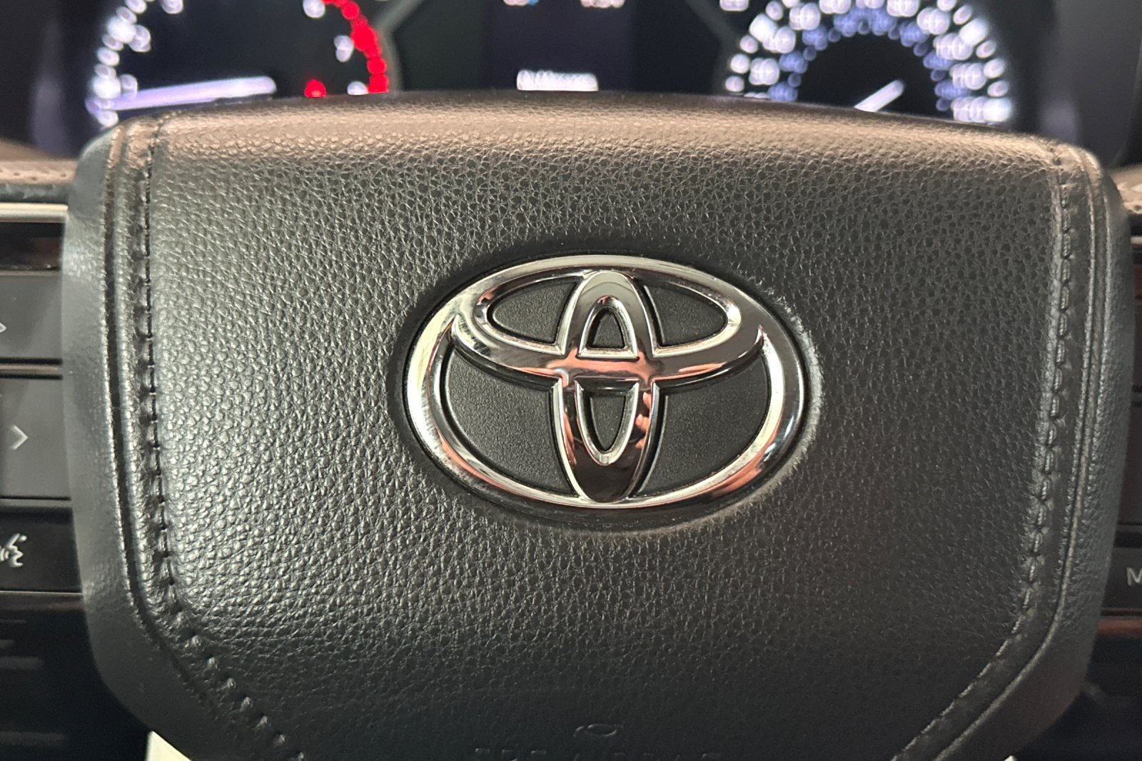 Used 2022 Toyota Tundra Limited w/ TRD Off-Road Package RWD image 31
