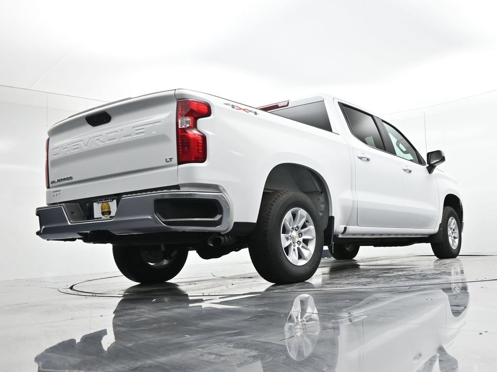 Used 2025 Chevrolet Silverado 1500 LT AWD/4WD image 22