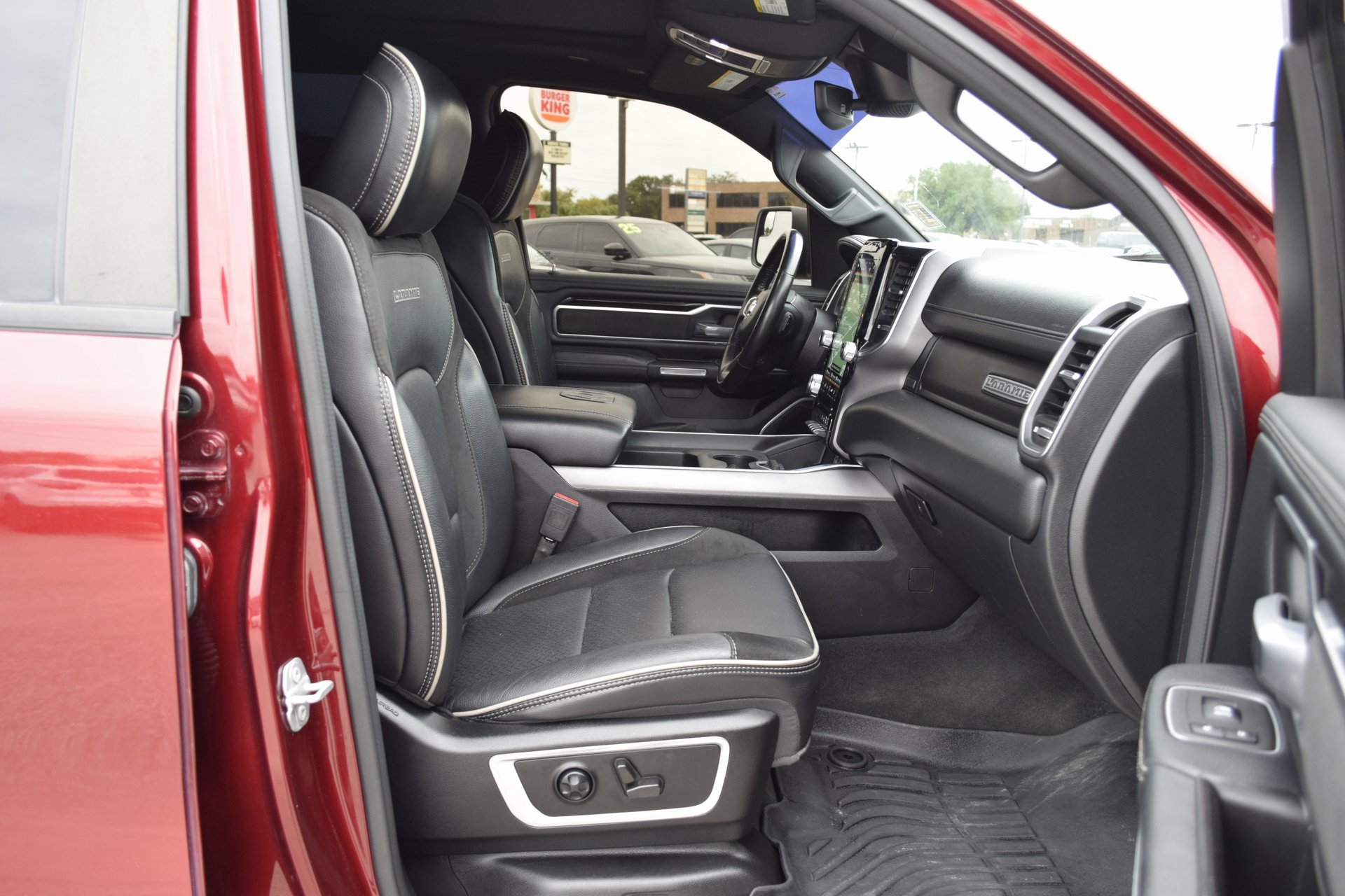 Used 2021 RAM 1500 Laramie w/ Sport Appearance Package image 24