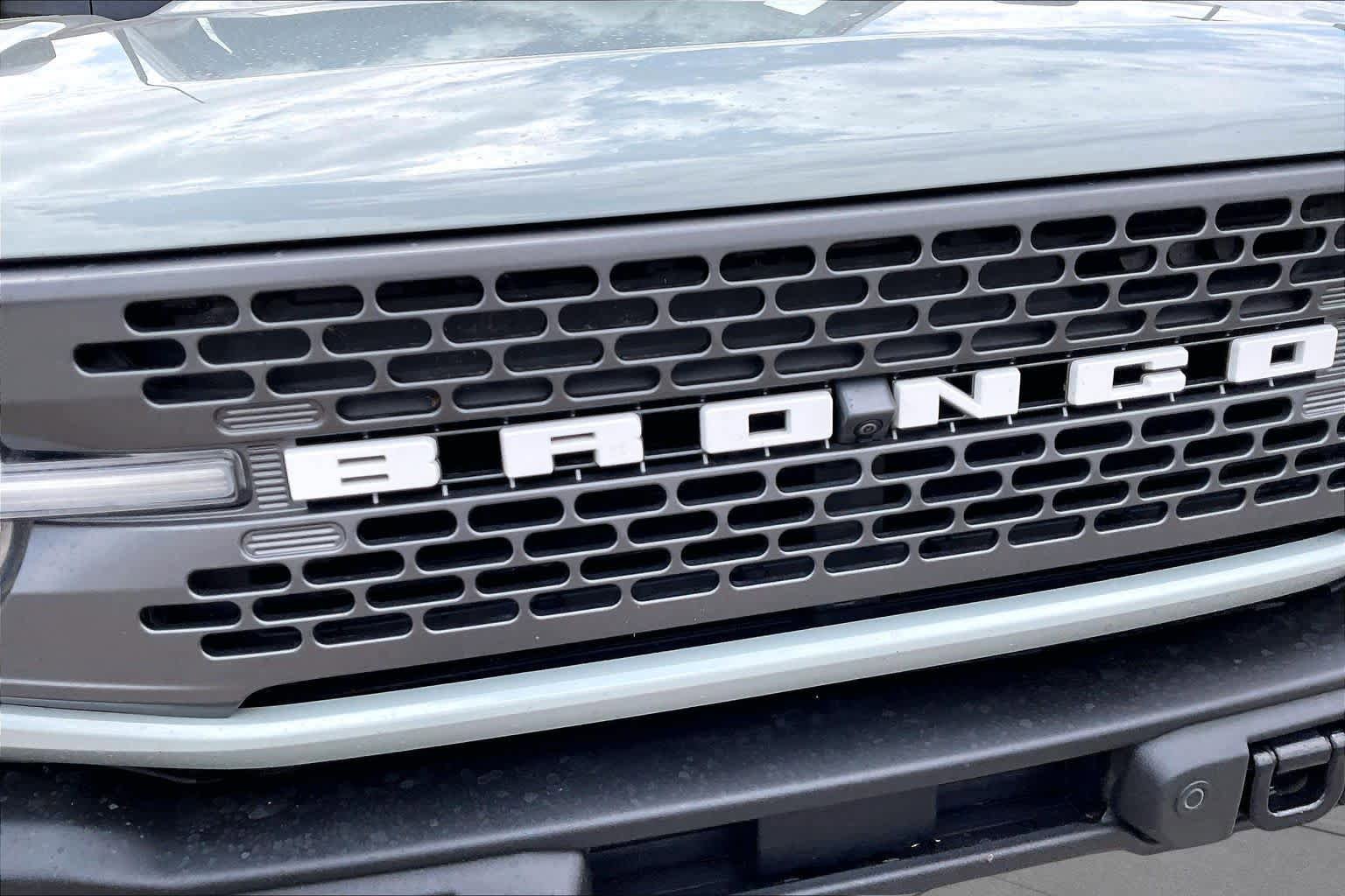 Certified 2023 Ford Bronco Badlands w/ Sasquatch Package AWD/4WD image 29