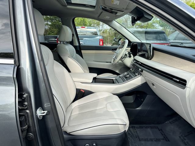 Used 2023 Hyundai Palisade Limited AWD/4WD image 34