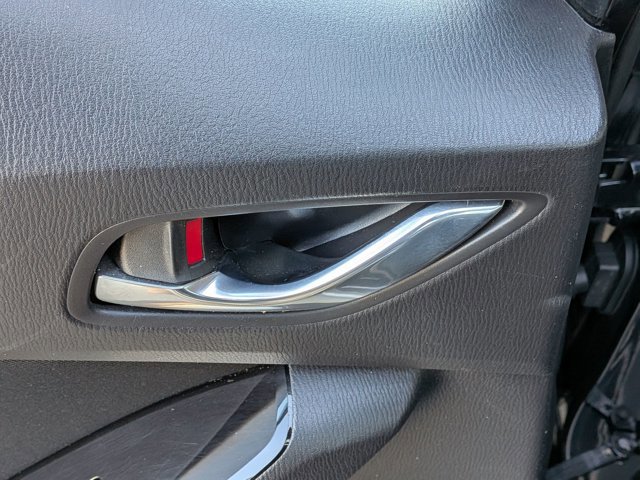 Used 2018 MAZDA MAZDA3 Sport image 30