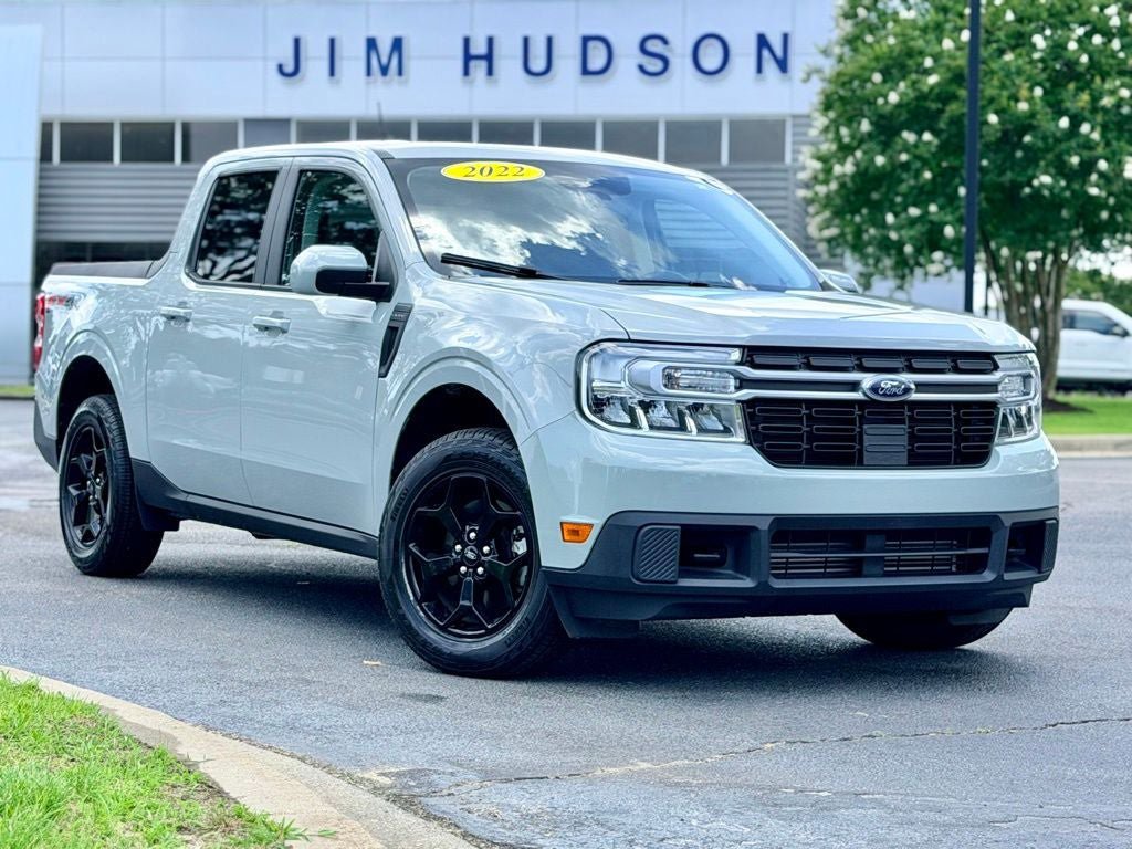 Certified 2022 Ford Maverick Lariat w/ Lariat Luxury Package AWD/4WD image 2