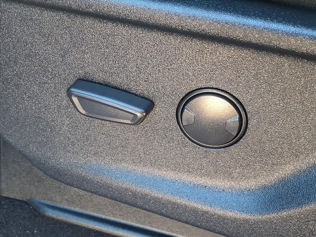 Certified 2025 Ford F150 XLT w/ Equipment Group 301A Standard image 14