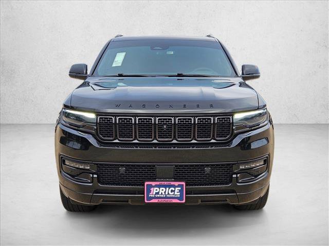 Used 2024 Jeep Wagoneer L Series II w/ Convenience Group I AWD/4WD image 2