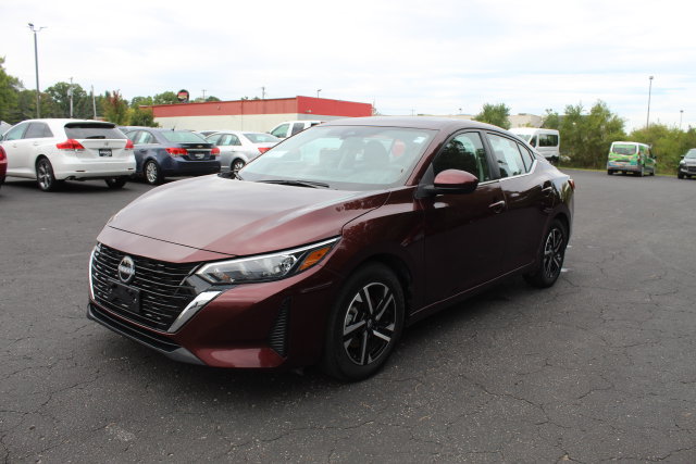 Used 2024 Nissan Sentra SV FWD image 8