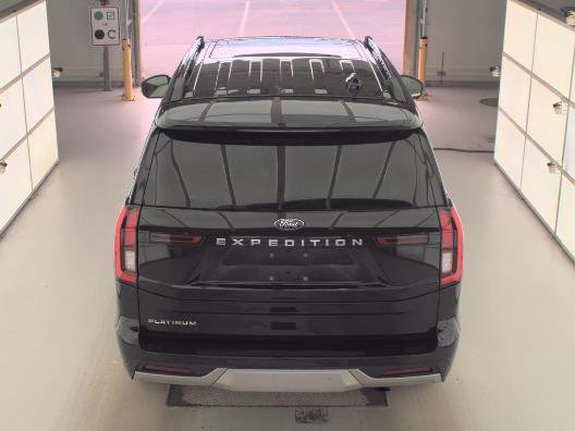 Certified 2025 Ford Expedition Platinum w/ Driver's Package AWD/4WD image 5