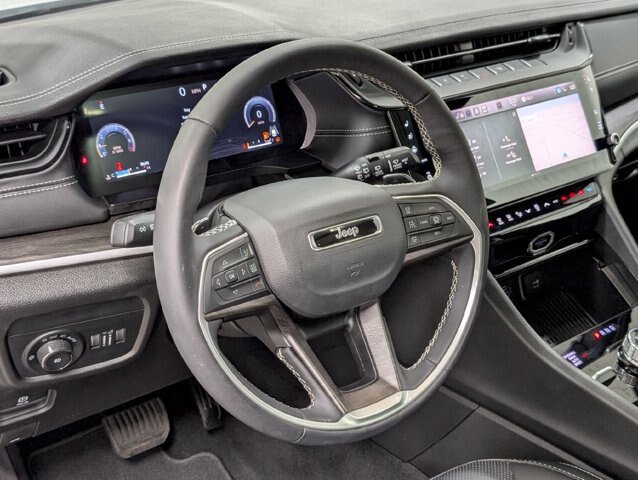 Used 2026 Jeep Grand Cherokee L Limited AWD/4WD image 9