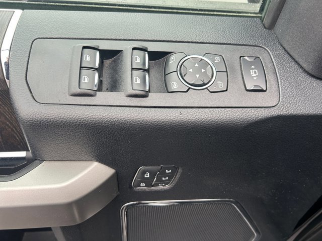 Certified 2020 Ford F350 Lariat w/ Lariat Ultimate Package image 18