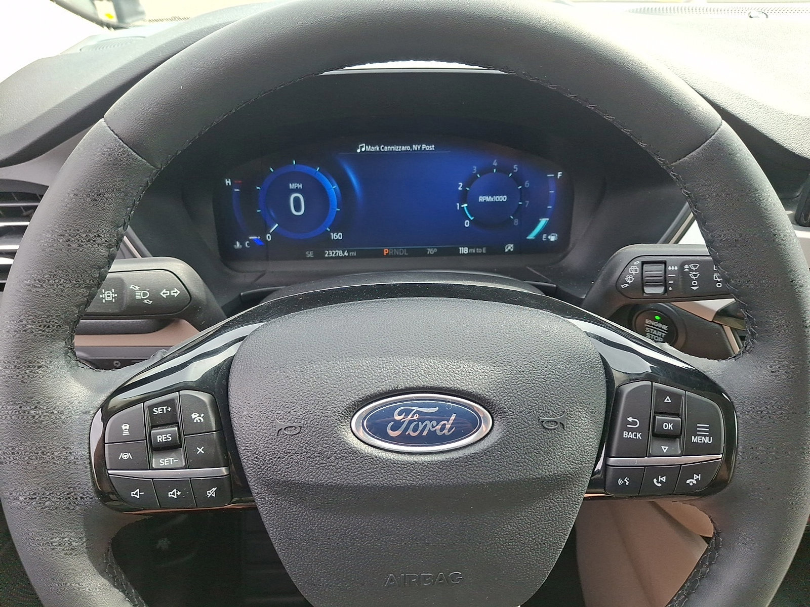 Certified 2022 Ford Escape SEL w/ Technology Package image 19