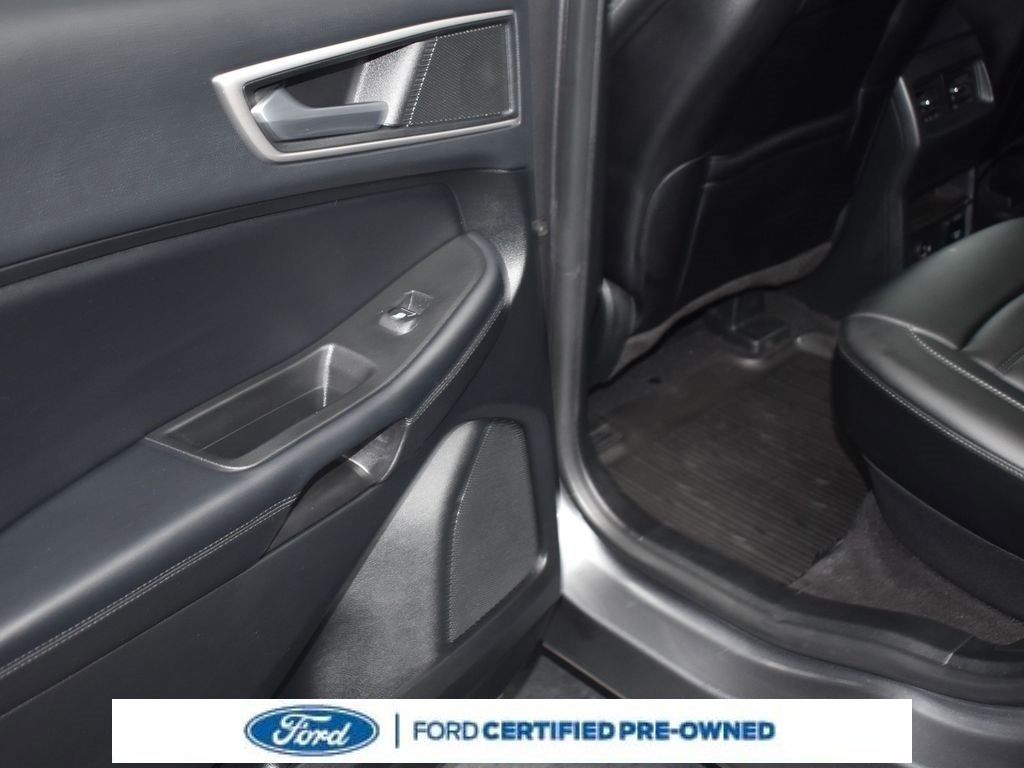 Certified 2022 Ford Edge SEL w/ Convenience Package image 9