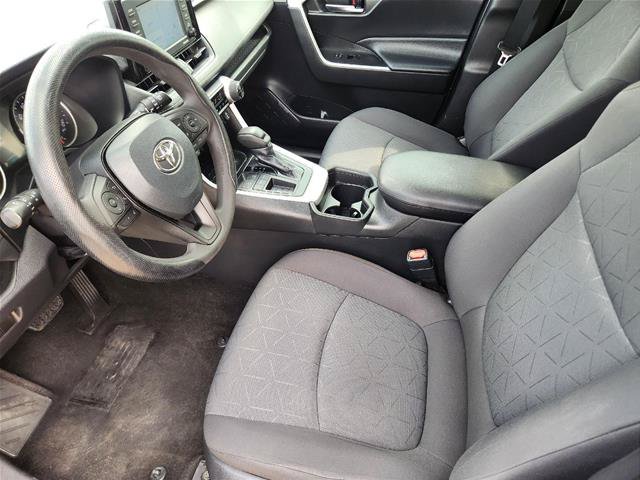 Used 2021 Toyota RAV4 XLE FWD image 12