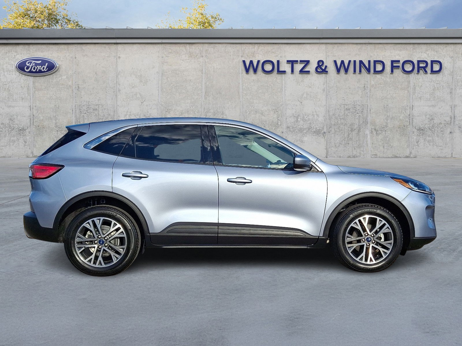 Certified 2022 Ford Escape SEL image 2