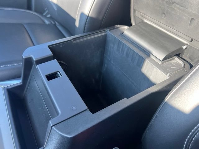 Certified 2023 Ford Explorer XLT w/ Equipment Group 202A AWD/4WD image 14